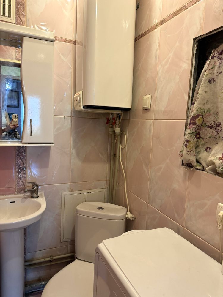 Продаж 1 кв з балконом і лоджиєю, Шевчен р-н, Авраменко,13