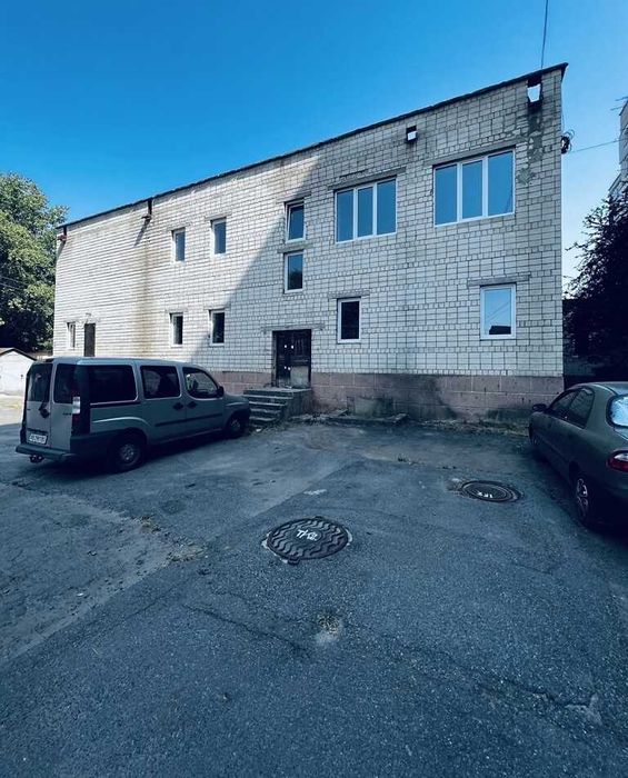 Вінниця, вул. Пирогова 144 (1747m2 \ 790$m2)