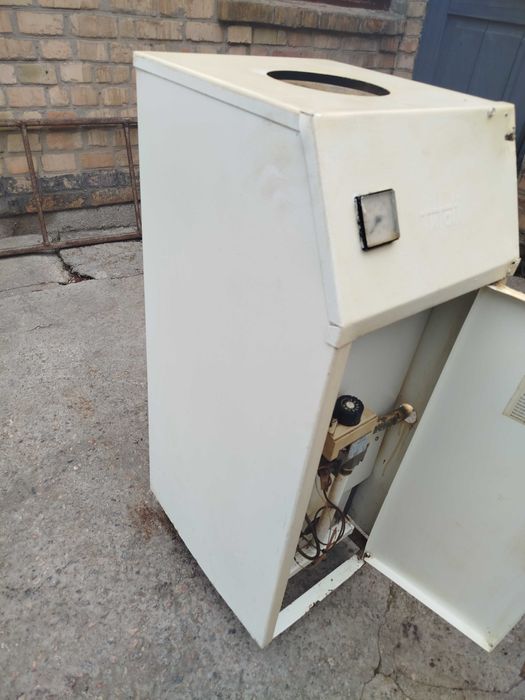 Котел газовый, Титан 9S, исправный.