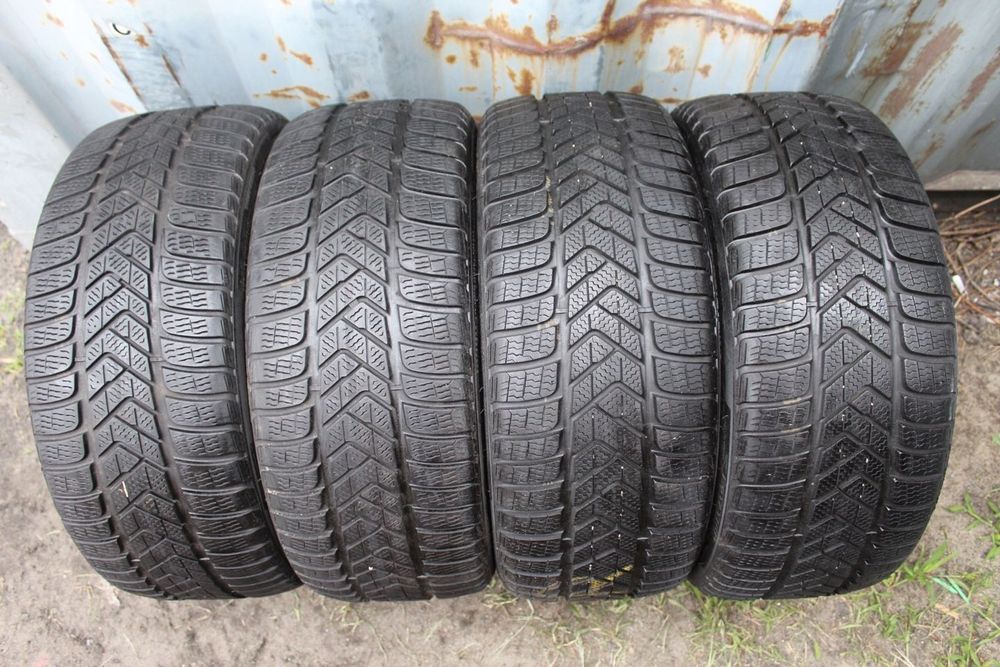 4x 235/35R19 PIRELLI WINTER SOTTOZERO 3 91W XL 7,5mm