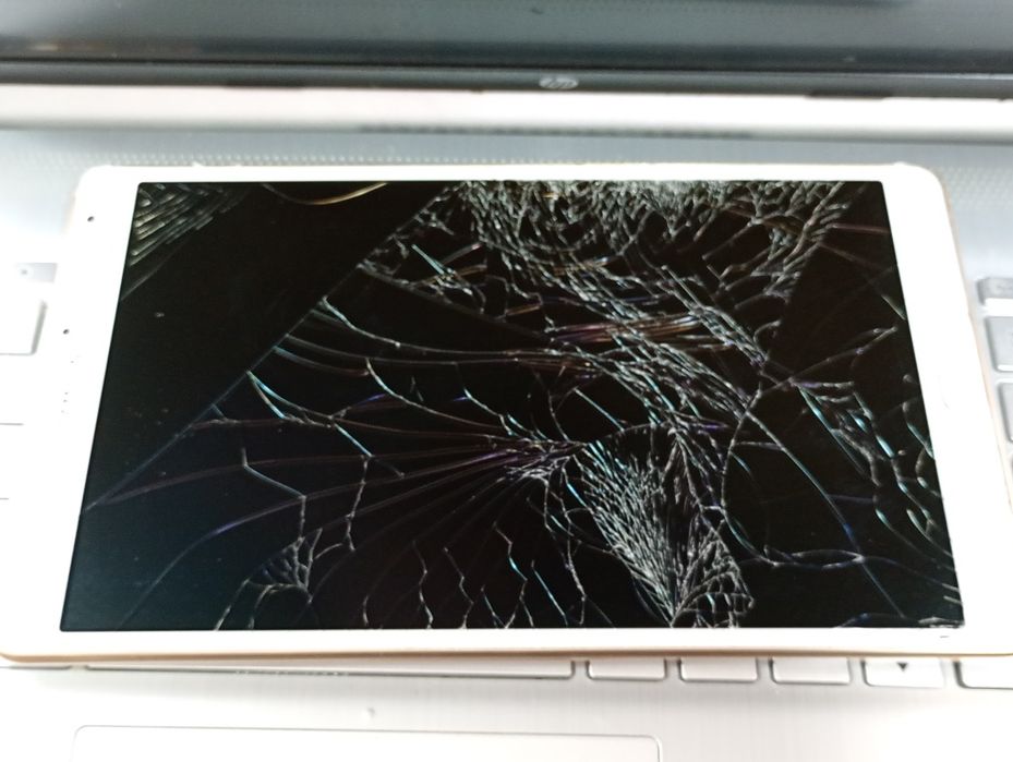 Планшет Samsung Galaxy Tab S 8.4 "SM-T700"