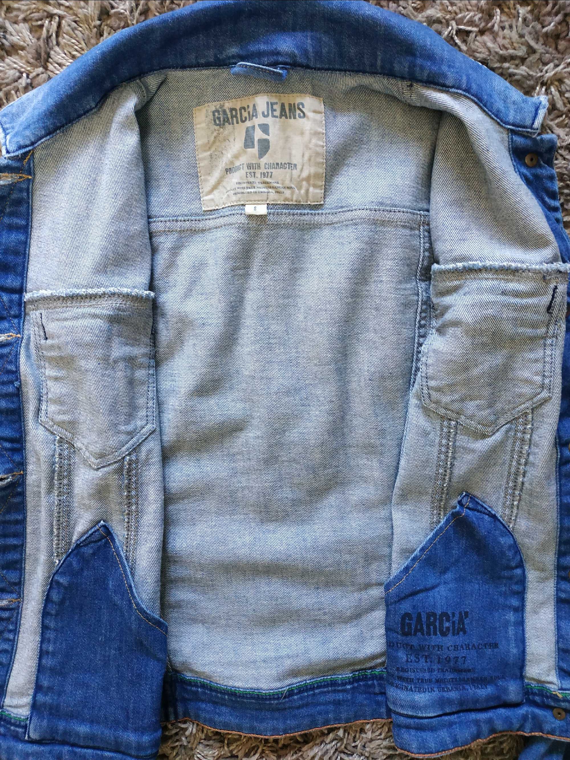 Джинсова куртка жіноча Garcia Jeans