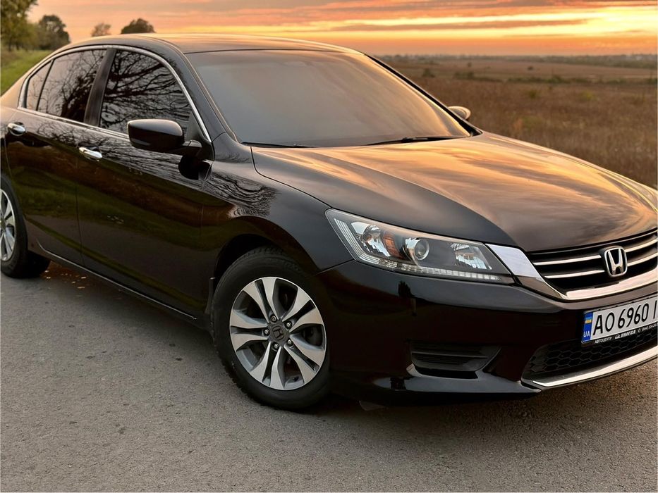 Honda Accord 2015 рік