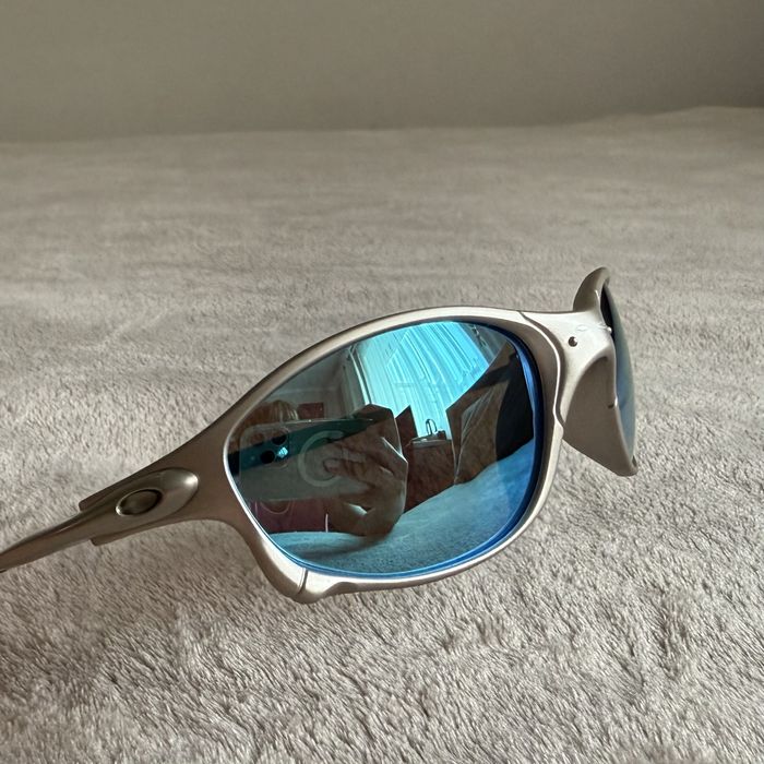 Сонцезахисні окуляри Oakley