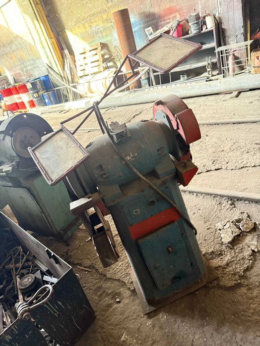 Точильно-шліфовальний стонок