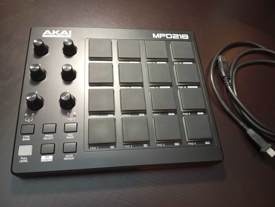 MPD 218 Akai (como novo)