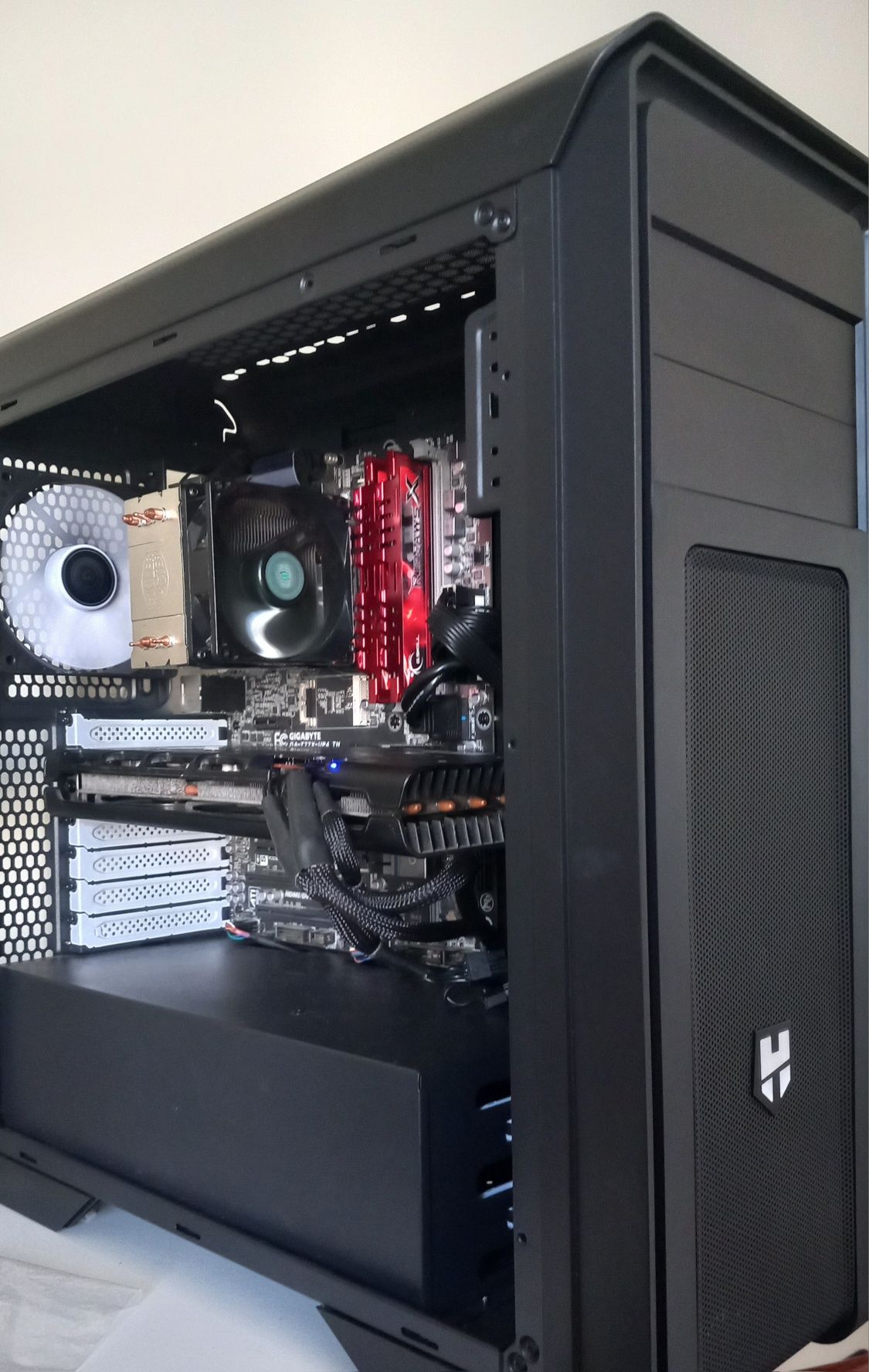 Pc Gaming i7 500gb ssd Rx 5700