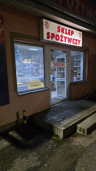 Okazja !! Sklep / Lokal usługowy 50 m² – przy głównym wjeździe na gieł