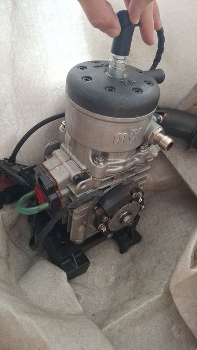 MAXTER MXL 100cc direto. Cabeça preta