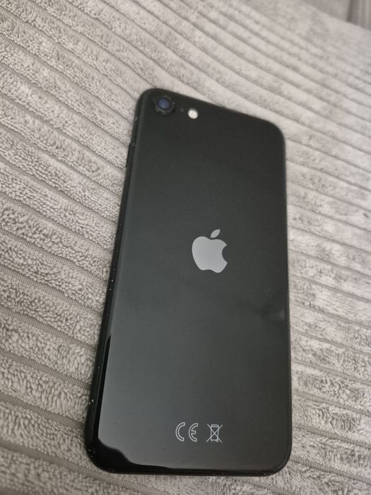 Iphone SE 2020 z nową bateria