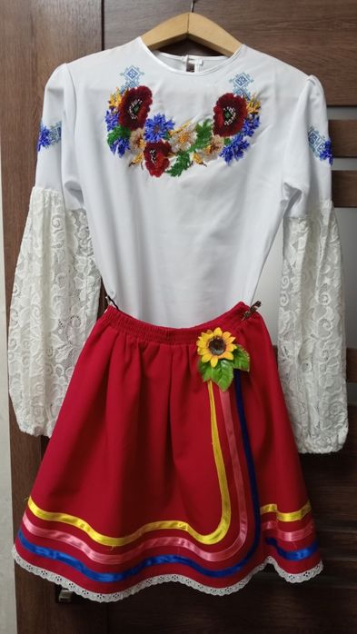 Вишиванка з спідницею