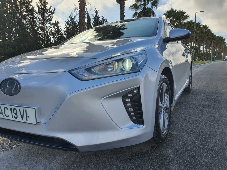 Hyundai Ioniq 28kWh (240km autonomia)