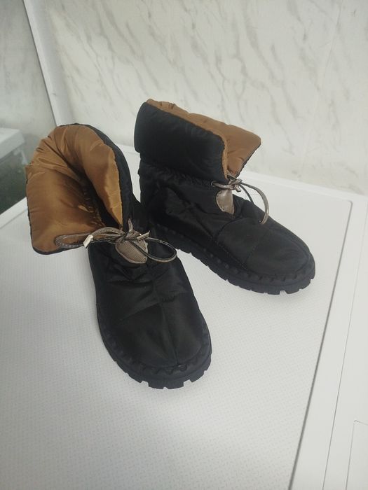 Продам женские сапожки 38размер