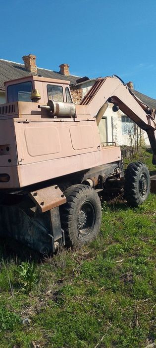 Прдам ескаватор все працює