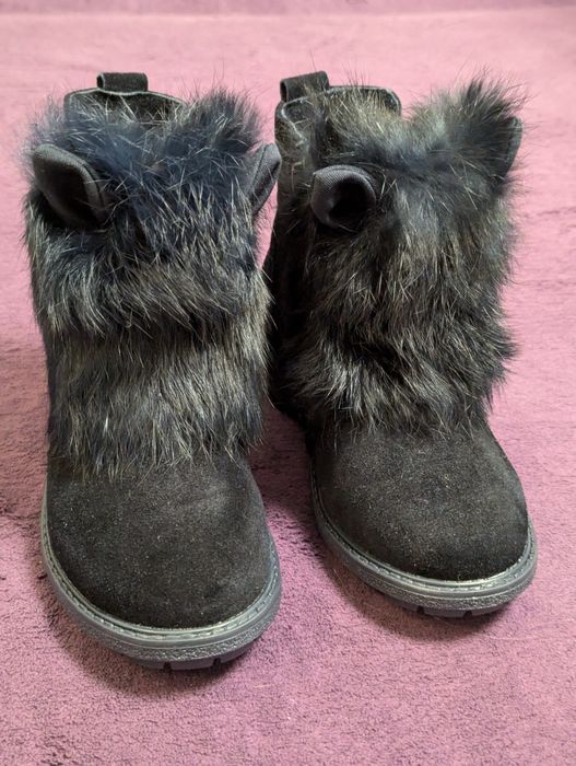 Зимние ботинки,зимові черевики,уггі для дівчинки