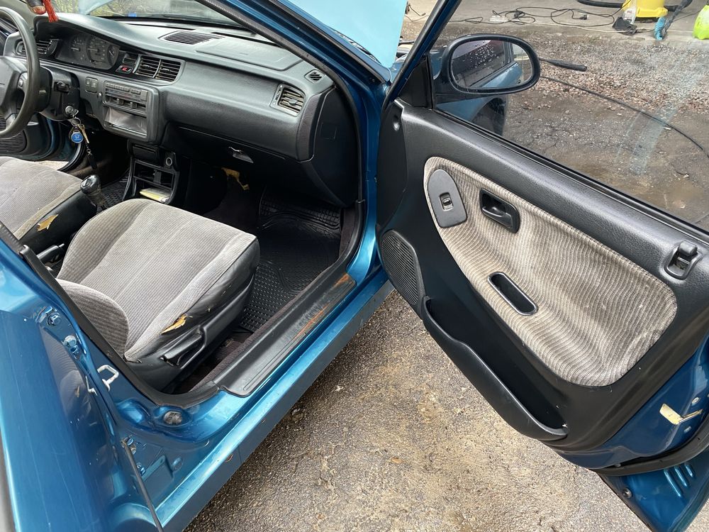 Honda Civic 5, EG двигун D15B2. Є усе на дане авто.