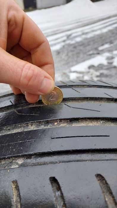 Легкосплавні оригінальні диски r15 Skoda. 5 на 112. З б\у резиною.