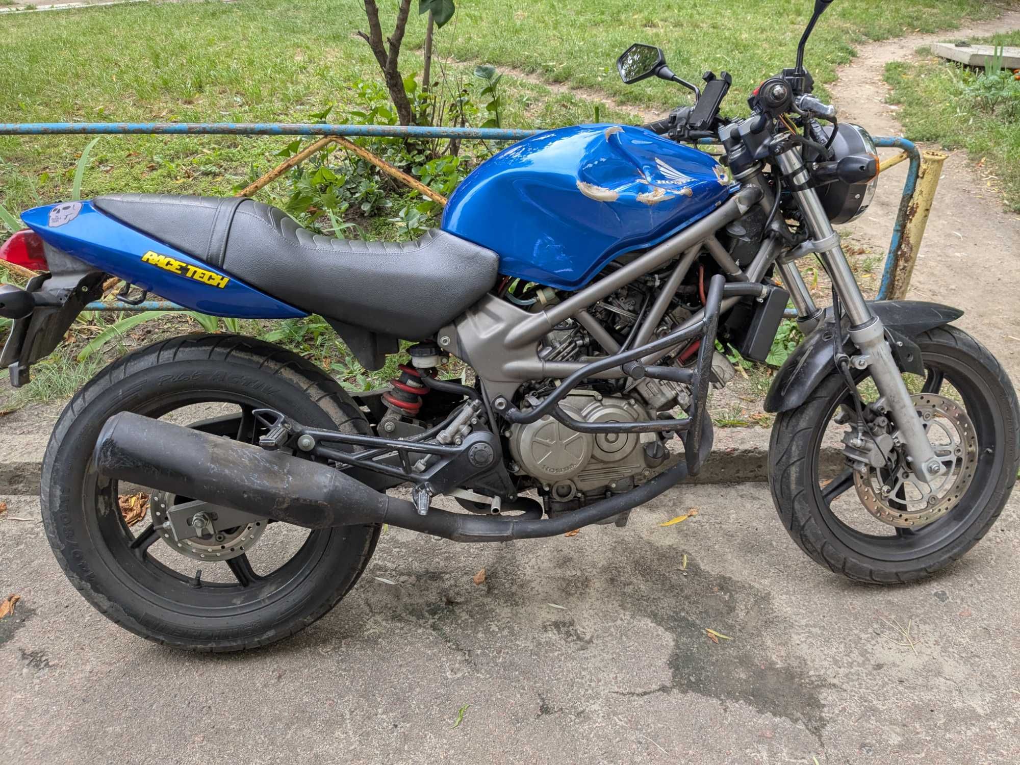 Honda VTR 250.cc