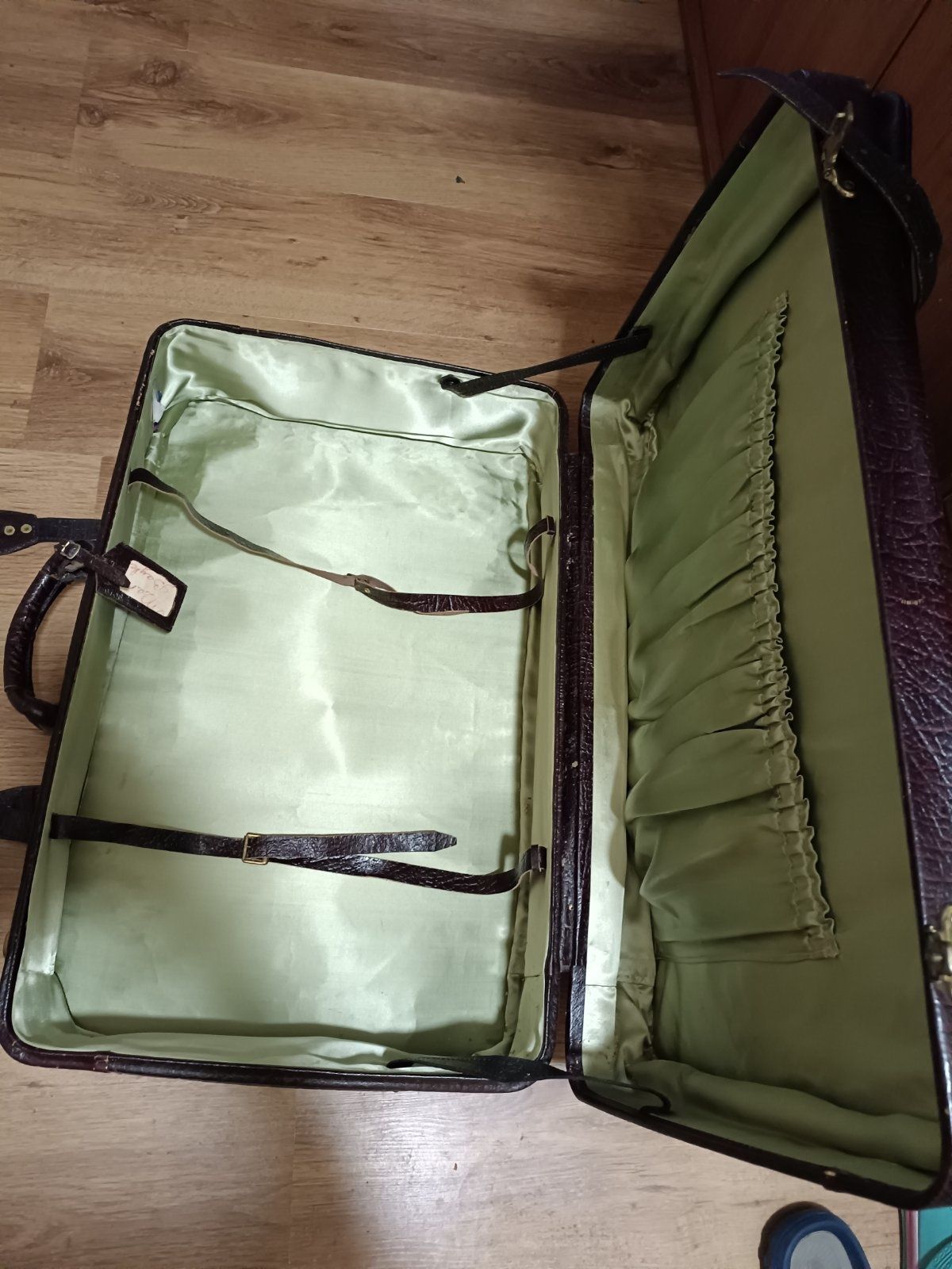 Шкіряний ретро чемодан - валіза