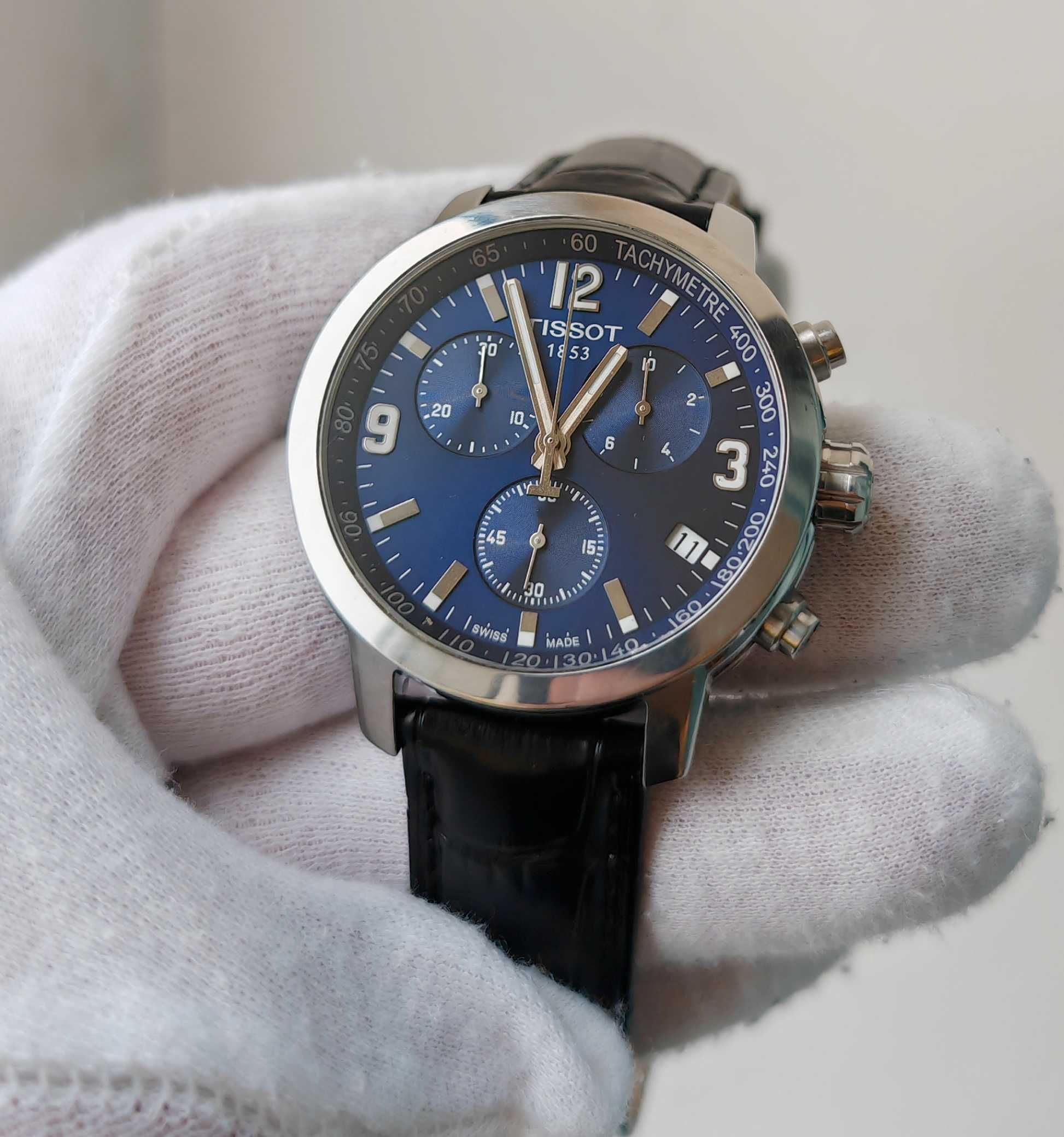 Чоловічий годинник Tissot T055.417 Chronograph 200m 42mm