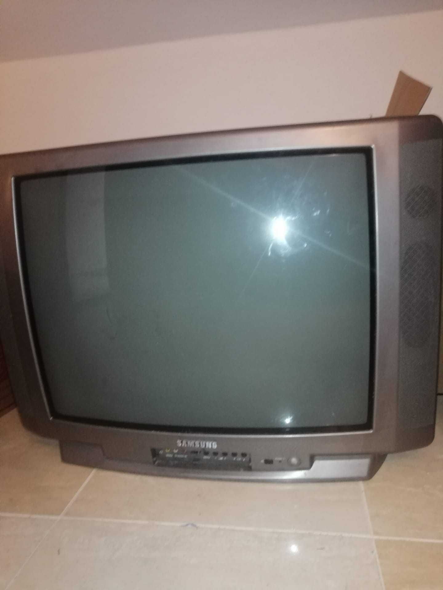 Televisão Samsung Funcional