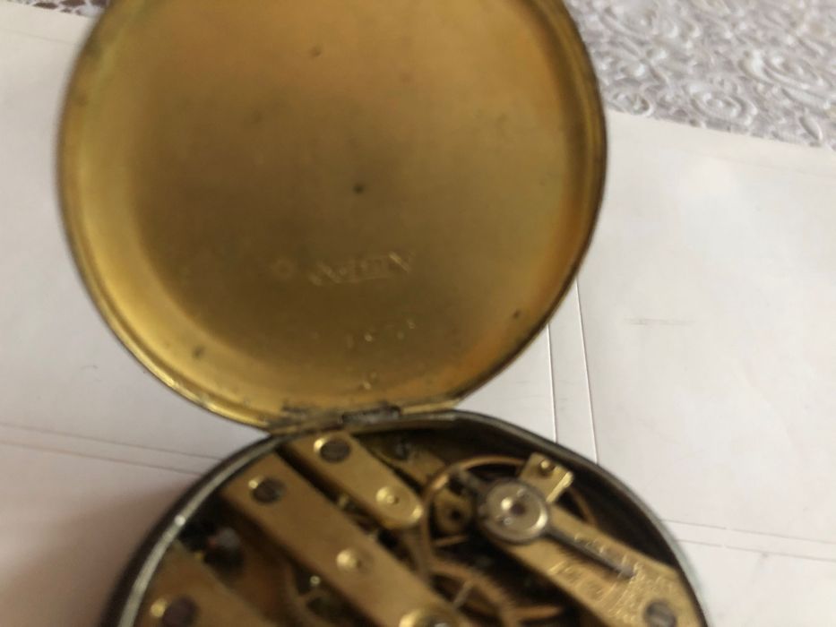 Zabytkowy zegarek kieszonkowy