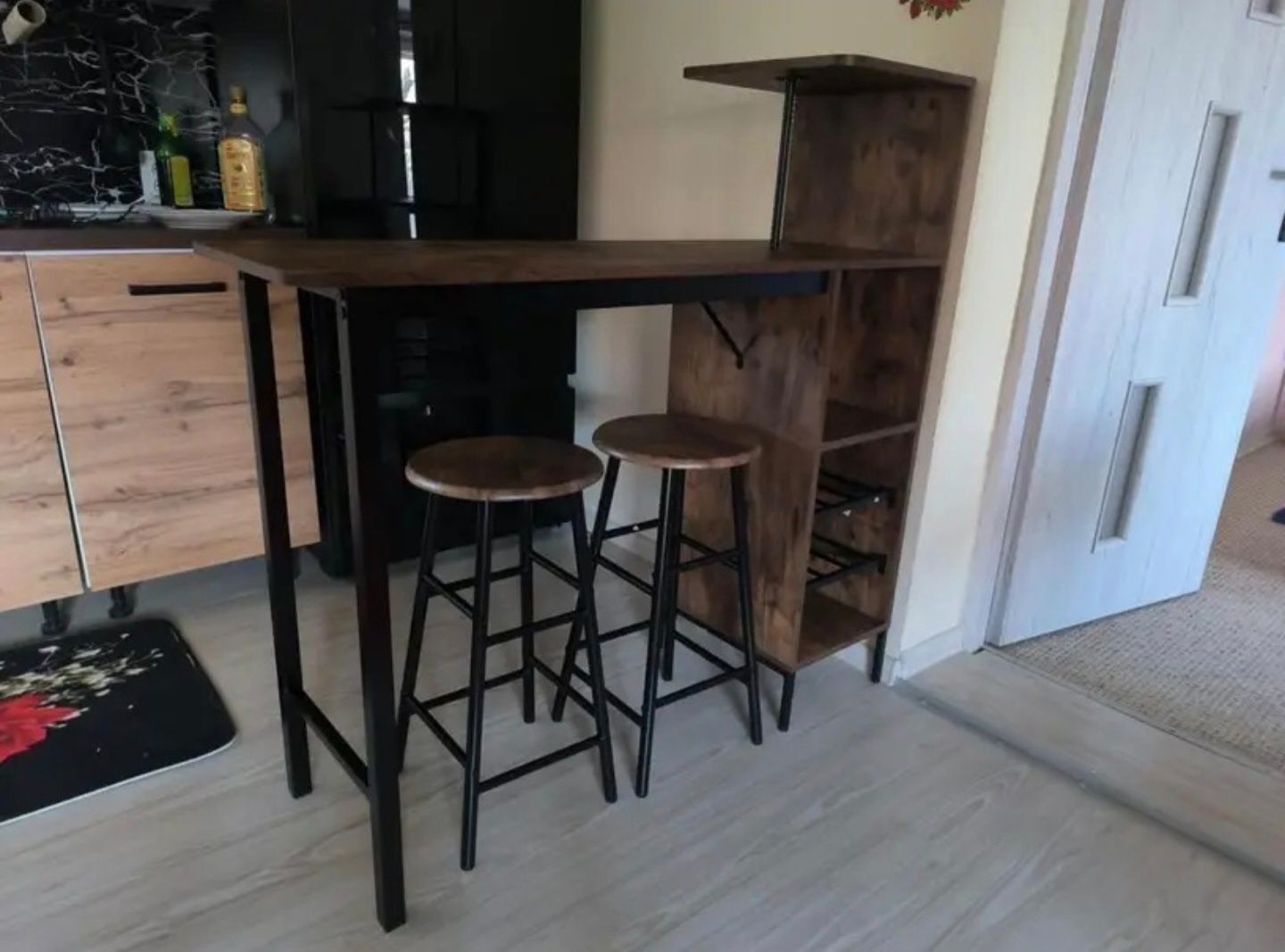 Ilha/mesa de cozinha c/bancos