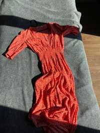 Czerwona sukienka marki Zara