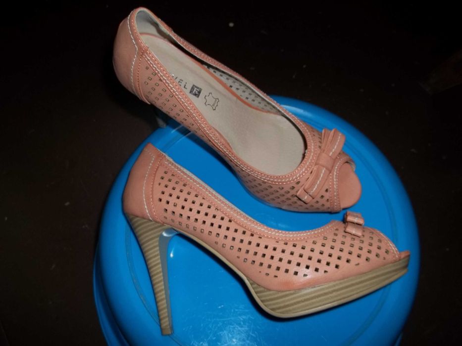Nowe AŻUROWE szpilki kolor pudrowy róż rozmiar 39 wesele LATO