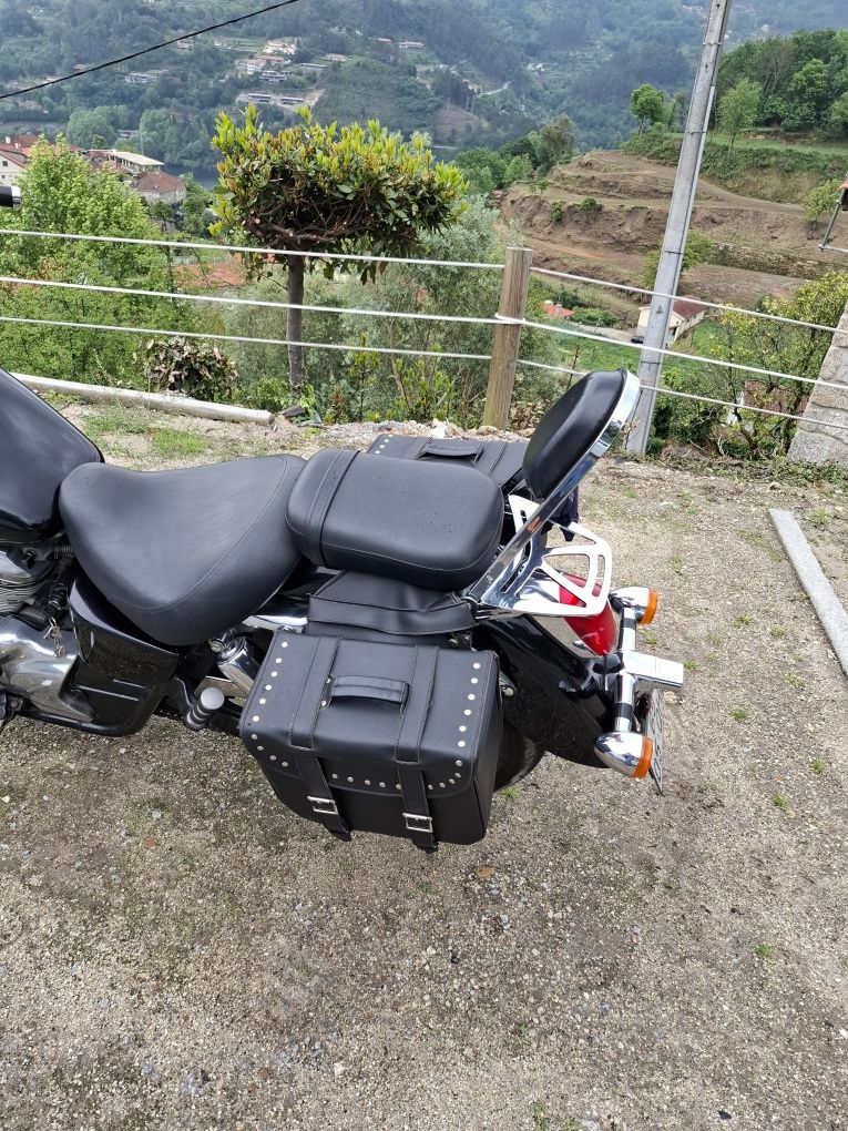 Honda Shadow 750 American Classic Edition