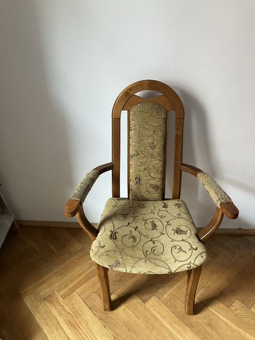 Dawne krzeslo/ fotel tapicerowany drewniany vintage