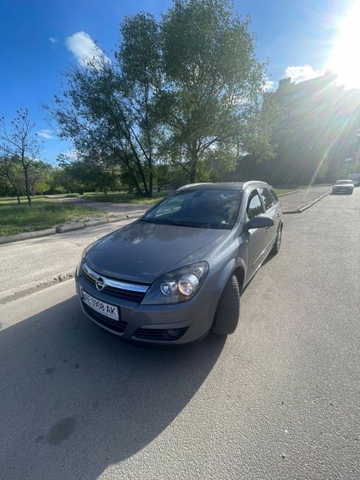 Продам Opel Astra H бляха