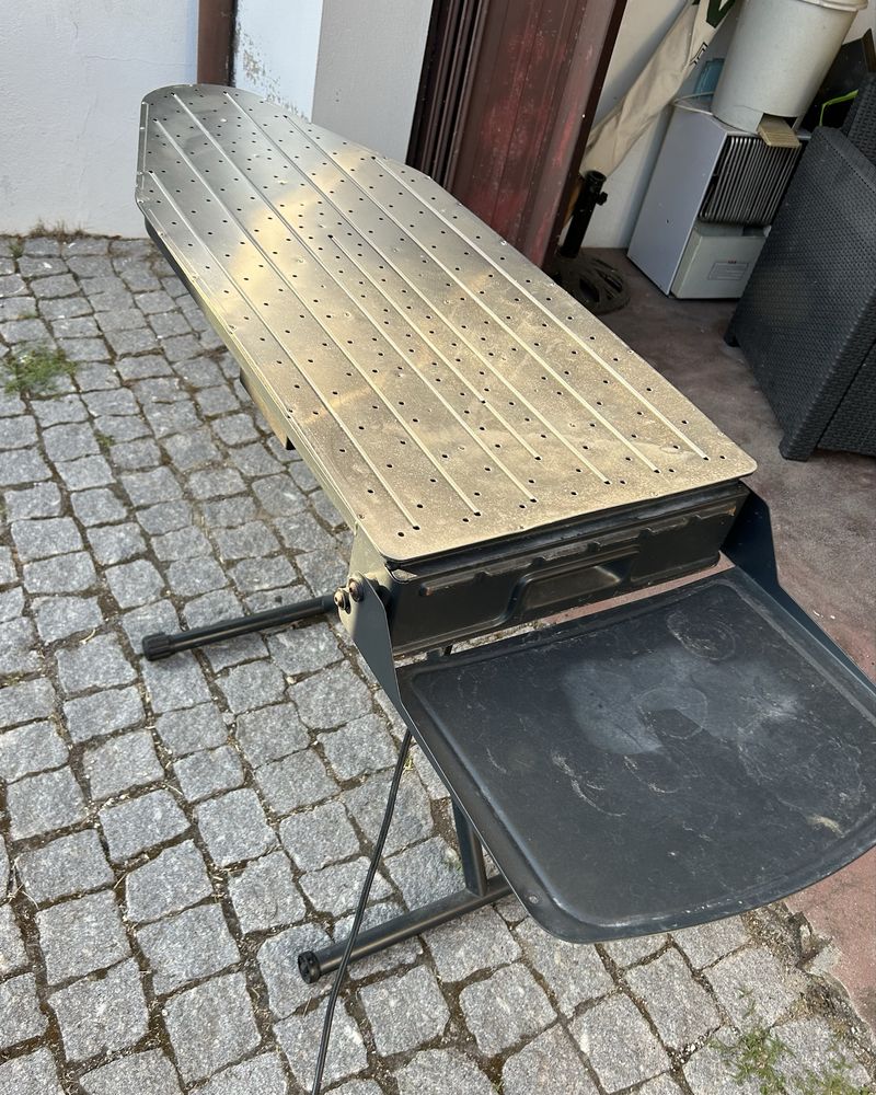 Tábua de passar a ferro (Tampo Aquece; SEM FORRO)