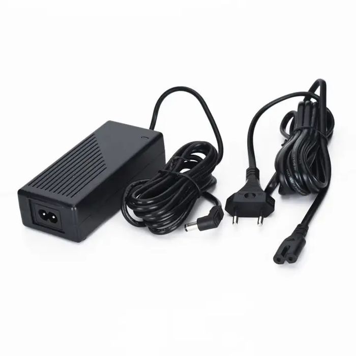 Постійне світло Yongnuo YN-600L II LED 3200-5500К