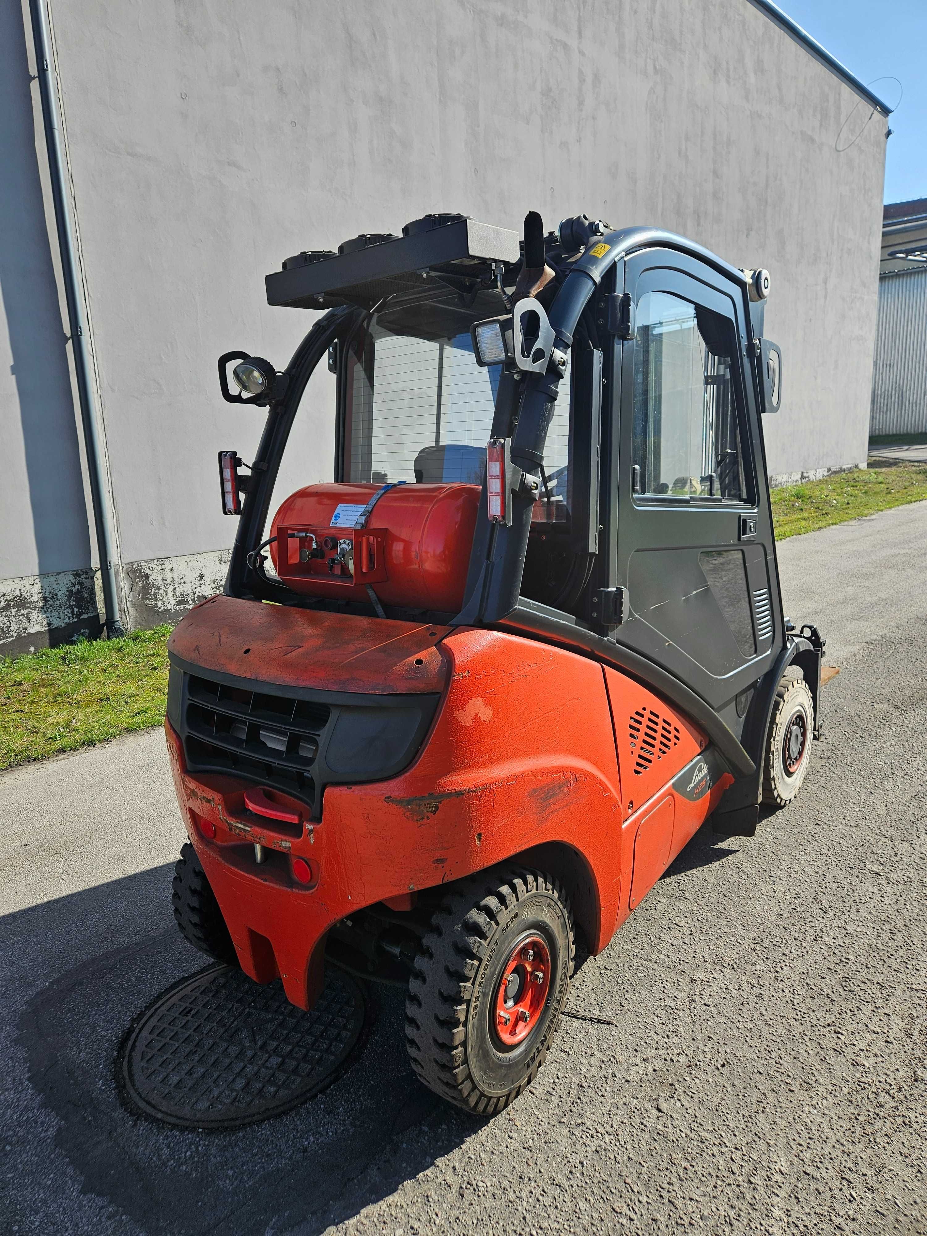 Wózek widłowy Linde H25T-02 2016 Triplex Kabina Pozycjoner