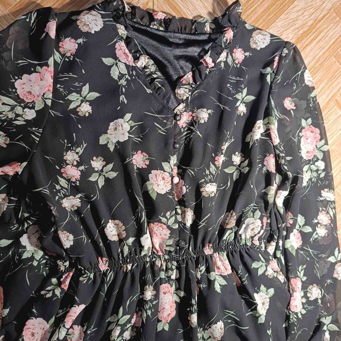 Продам.    сукню