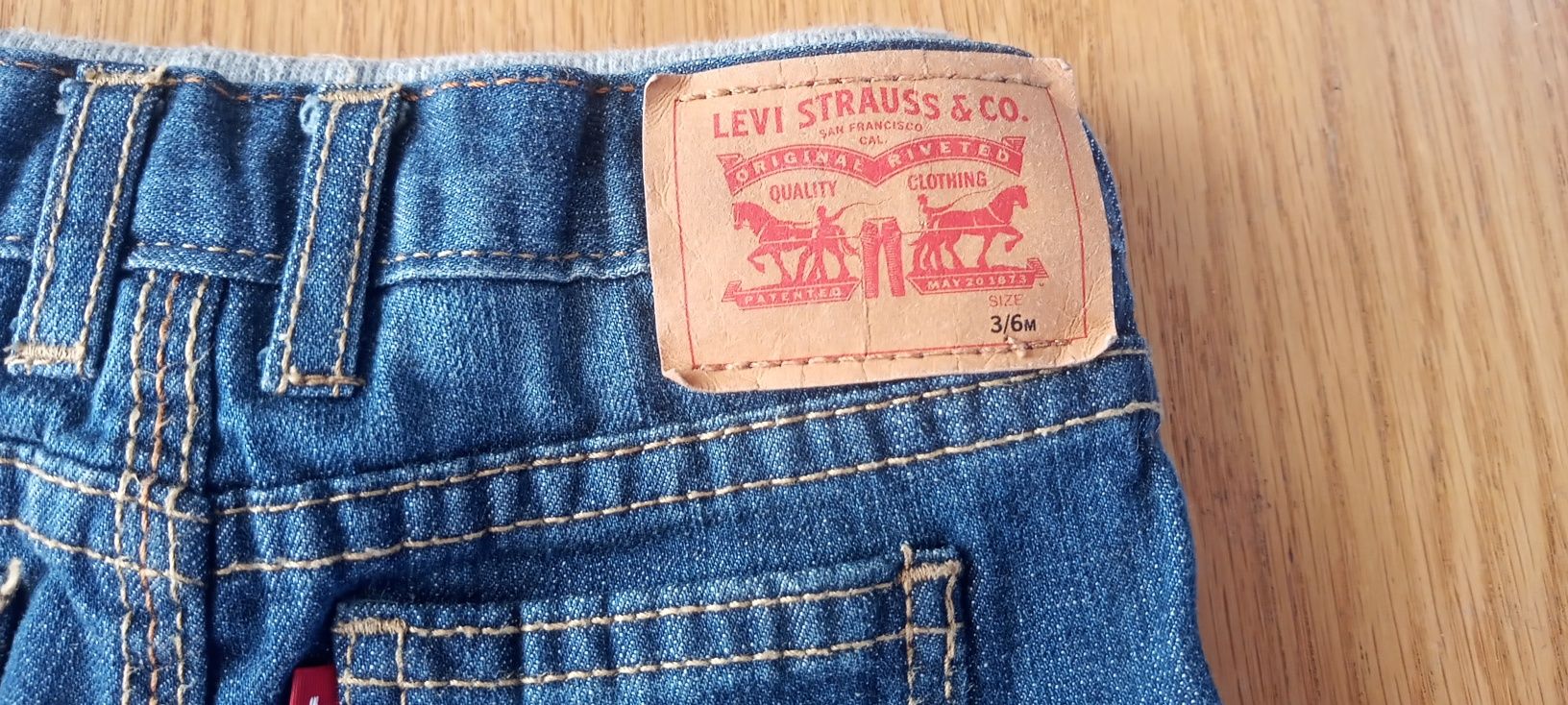 Levis oryginalne dzieciece/chlopiece spodenki szorty dzinsowe 68/74/80