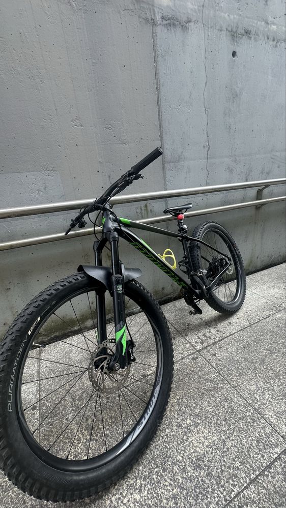 Specialized aro 27,5