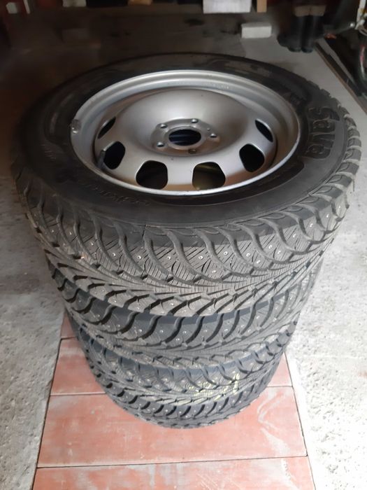 Sava eskimo stud 215/65R16 98T шип, диски 6.5х16 5х114.3 ЕТ50 DIA 66.1