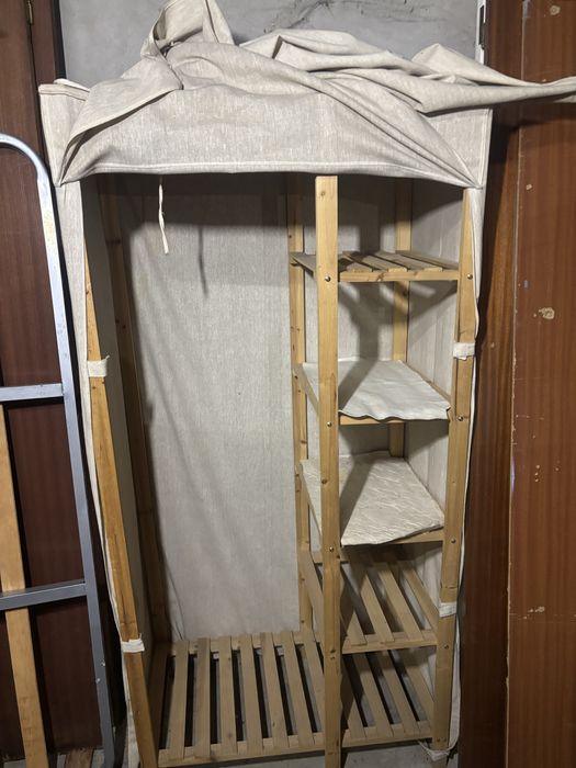 Armário de madeira 80x50x165 cm com cobertura de pano