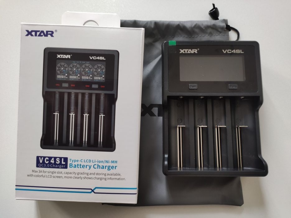 XTAR VC4SL зарядний пристрій LiIon
