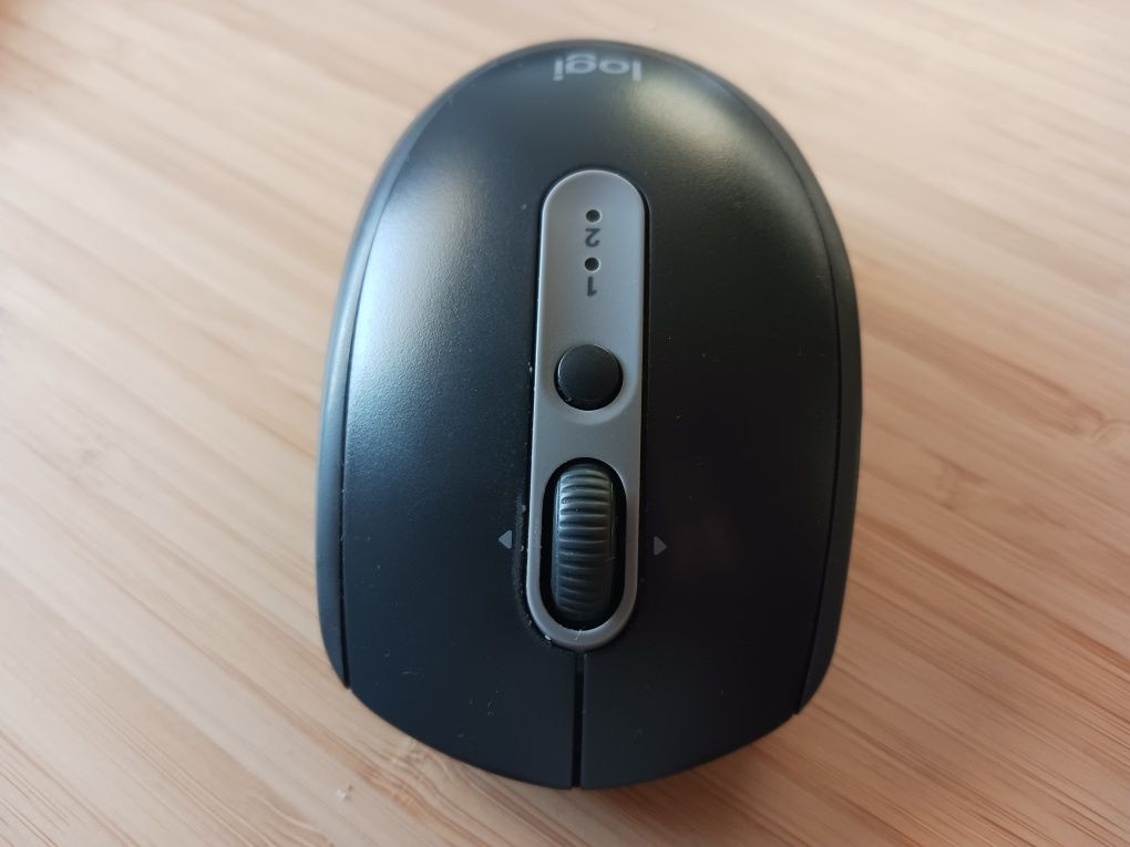 Rato Logitech M590