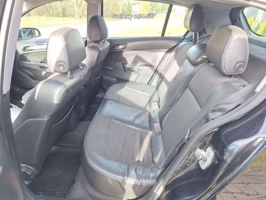 Opel Astra H 2004  1.7CDTI 101km