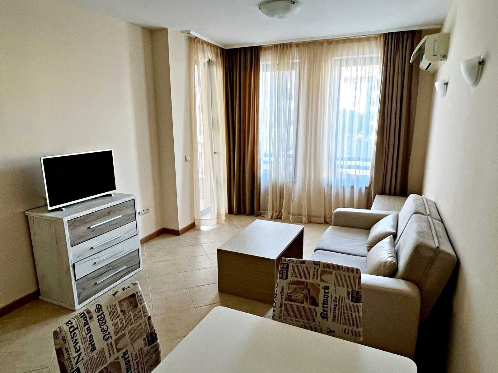 Продам 3-кімнатну квартиру Болгарія Сонячний Берег