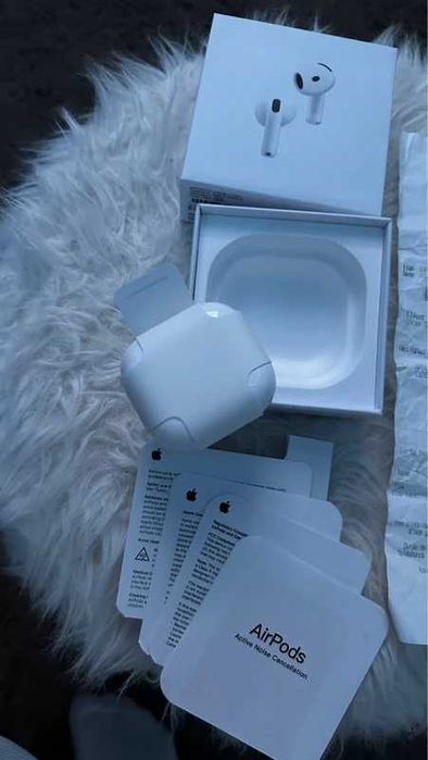 AirPods 4 Apple New with (ANC)64298094321281121