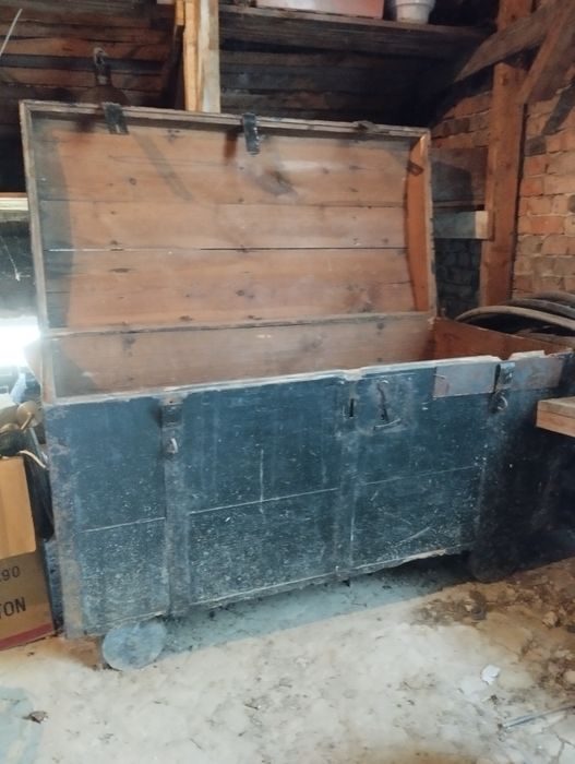 Дерев'яні ящики різного розміру