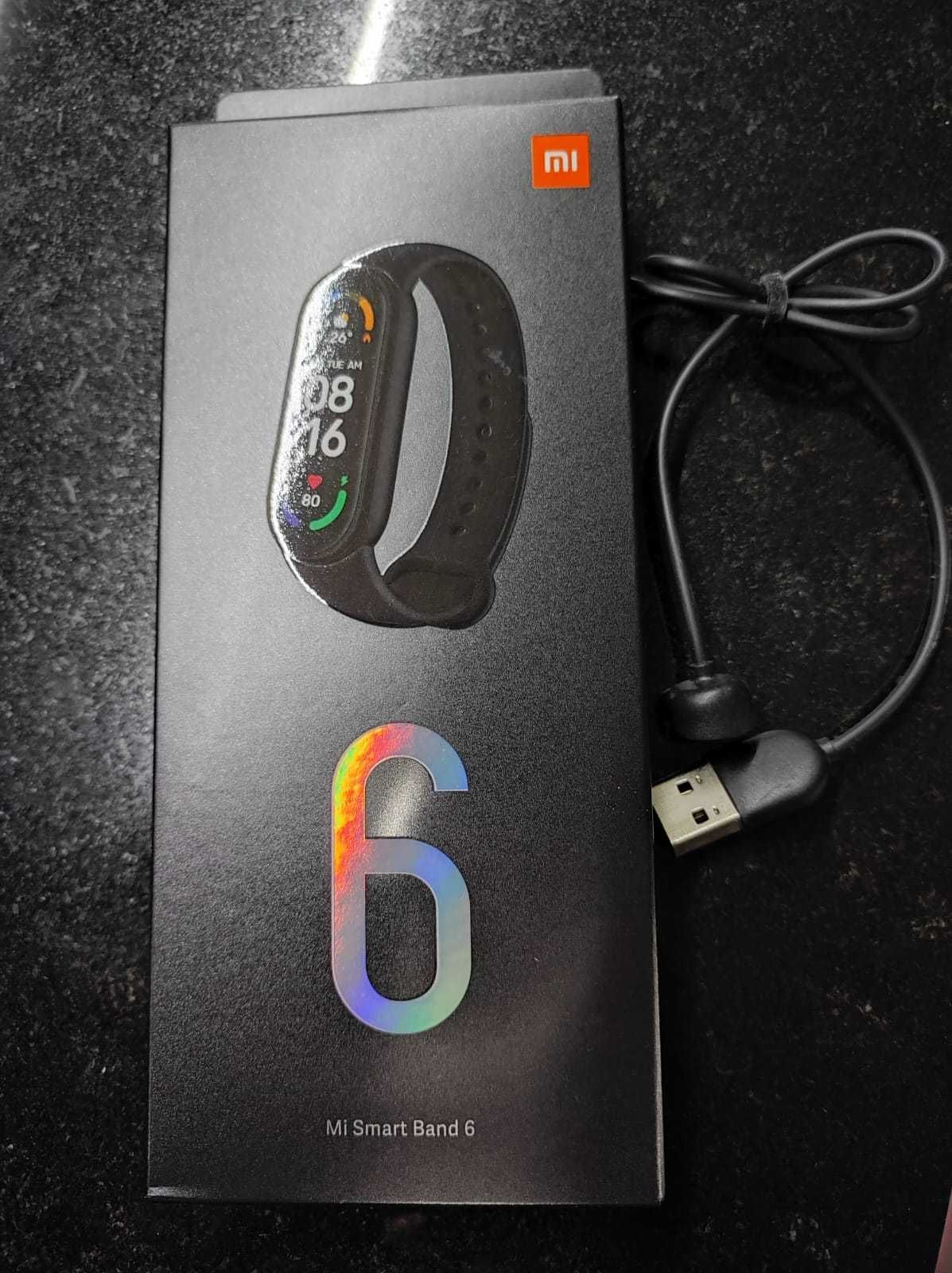 Pulseira Desportiva XIAOMI Mi Band 6 - COMO NOVA
