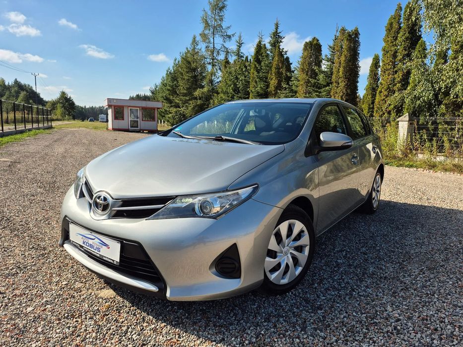 Toyota Auris Bezwypadkowy_Serwis_Możliwa_Zamiana
