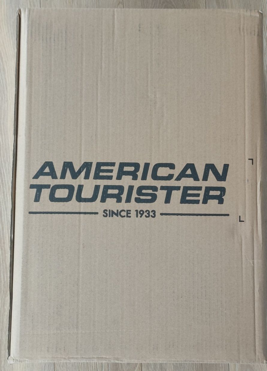 American Turister Novastream 55cm nowa walizka czarna