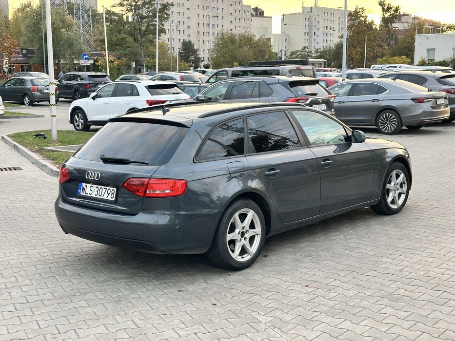 Audi a4b8 2.0 diesel automat 143 koni 2010rok